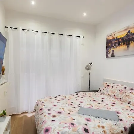 Vatican Lights Apartment